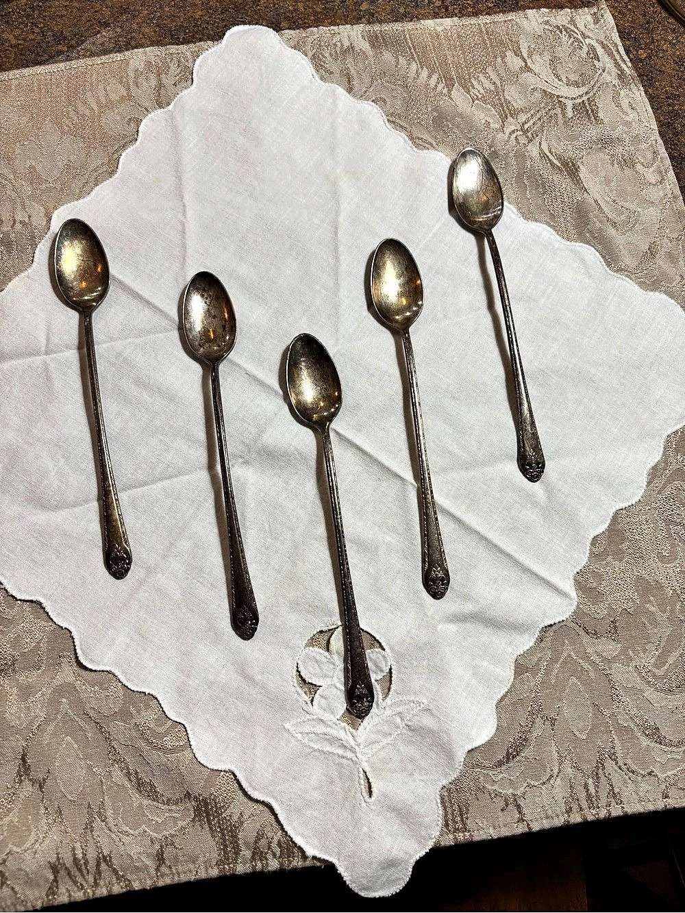 Holmes & Edwards Silver Plated Tea Spoons Set of 5 Made in 1937 Lovely Lady